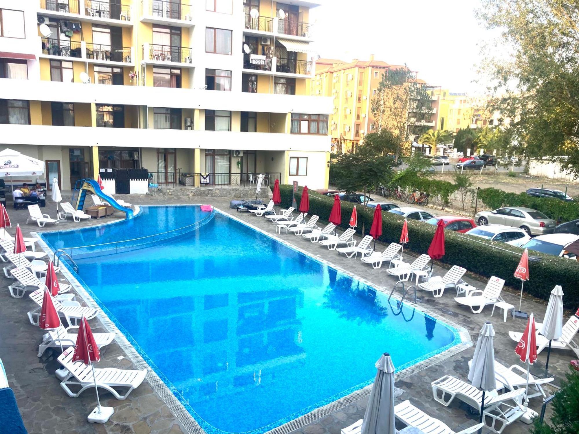 Апартаменти Блу Самър 1 & 2 & 3 Sunny Beach Buitenkant foto